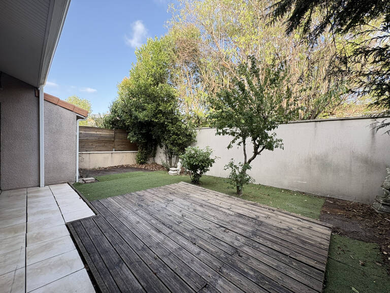 BELLE MAISON AVEC JARDIN, GARAGE ET PARKING - BORDEAUX CAUDÉ — photo 1