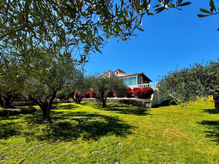 Vézénobres - Charmante maison de plain-pied avec grand terrain arboré — photo 1