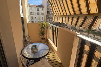 Appartement 2 pièces 920 €