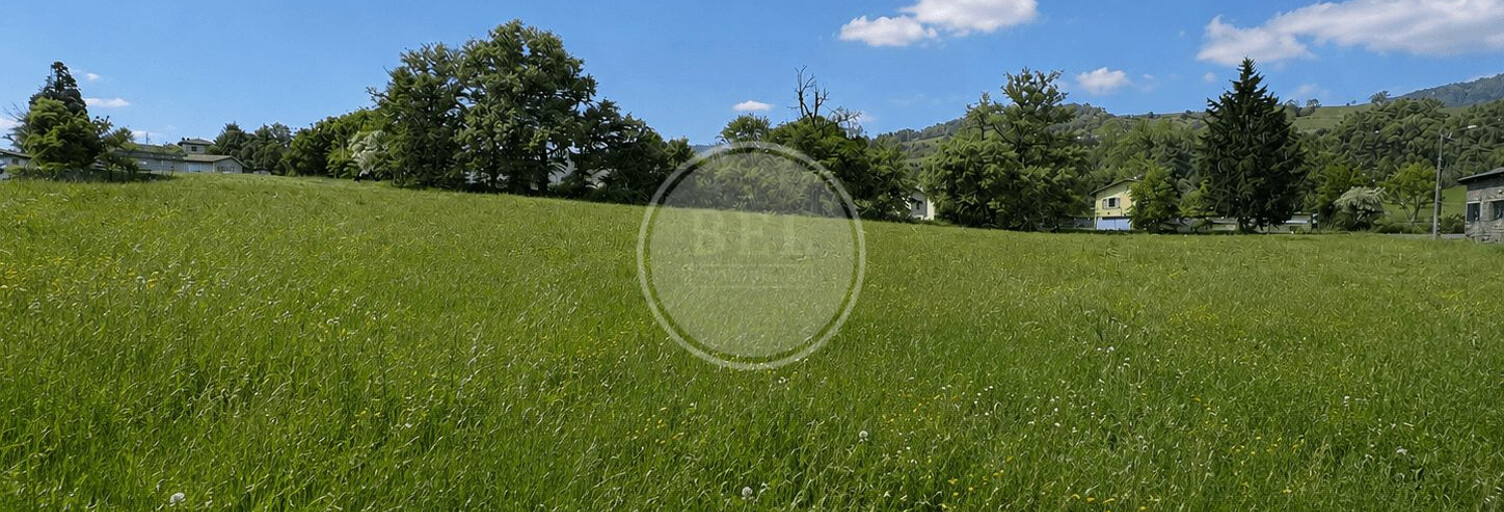 Terrain  693 m² à vendre à Sainte-Foy-l'Argentière (69610)