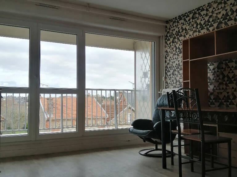 LOCATION STUDIO MEUBLÉ CHALONS EN CHAMPAGNE G695 — photo 1