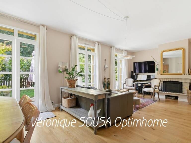 ESPRIT MAISON -TRIPLEX FAMILIAL AVEC JARDIN – PETITE RÉSIDENCE ARBORÉE SAINT GERMAIN EN LAYE — photo 1