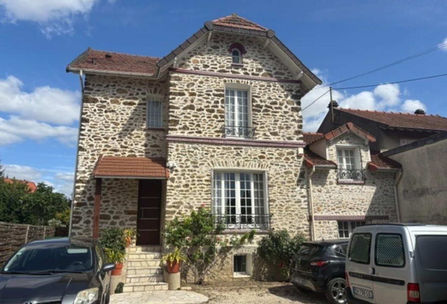 A VENDRE MAGNIFIQUE MAISON EN MEULIERE AU COEUR DE .LA VILLE  BROU SUR CHANTEREINE (77) — photo 1