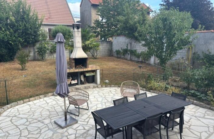 A VENDRE MAGNIFIQUE MAISON EN MEULIERE AU COEUR DE .LA VILLE  BROU SUR CHANTEREINE (77) — photo 2