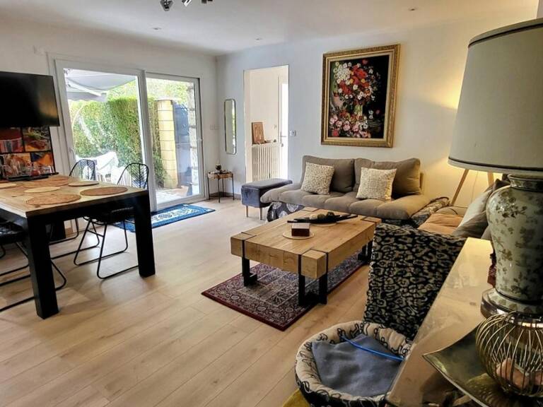 Rouen Gare : Superbe Appartement rez-de-jardin 53 m² avec Terrasse 60 m² et parkings ! Opportunité rare — photo 1
