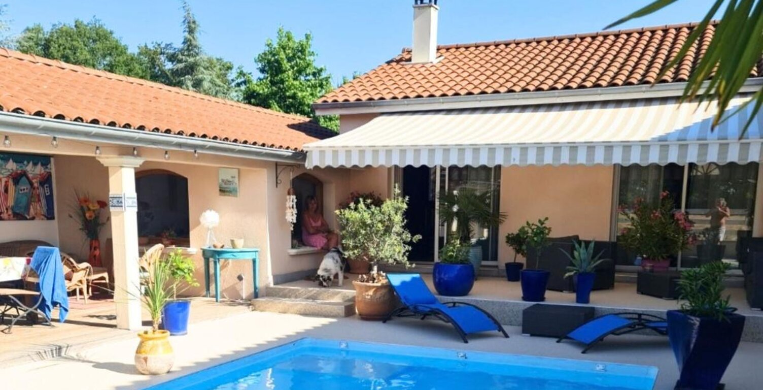 69290 GREZIEU LA VARENNE - Maison à vendre 5 pièces  - PLAIN PIED - PISCINE - GARGAE -CALME - SANS VIS A VIS — photo 1