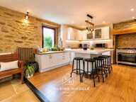 Maison en pierres - charme – centre-bourg de Ploeren – 170 m2 – 5 chambres — photo 2