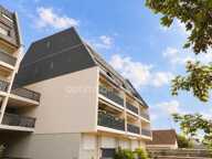 ÉLEGANT DUPLEX DE 107,55 M² ENTIEREMENT RENOVE, AVEC PISCINE, ESPACES VERTS, PARKING PRIVE ET CAVE - TROUVILLE SUR MER (14) — photo 2