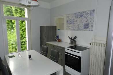 Appartement 3 pièces 745 €