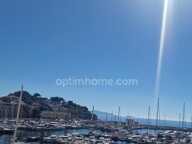 Au pied du port, des plages et du centre! — photo 2
