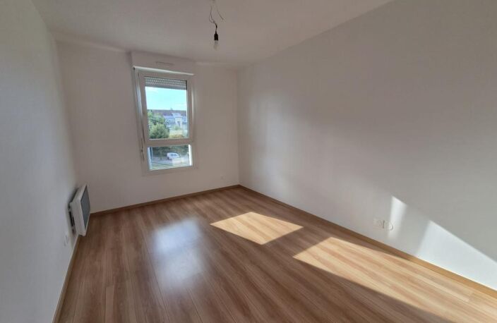 Appartement à louer 3 pièces 19 Rue Jacob Mayer 67200 STRASBOURG — photo 3