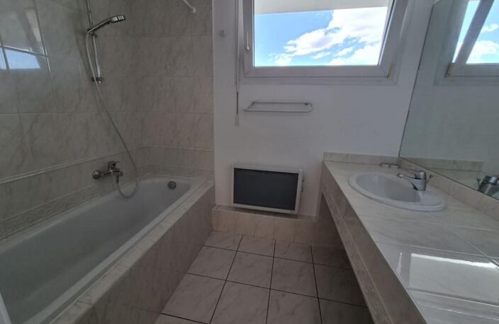 Appartement à louer 3 pièces 19 Rue Jacob Mayer 67200 STRASBOURG — photo 5