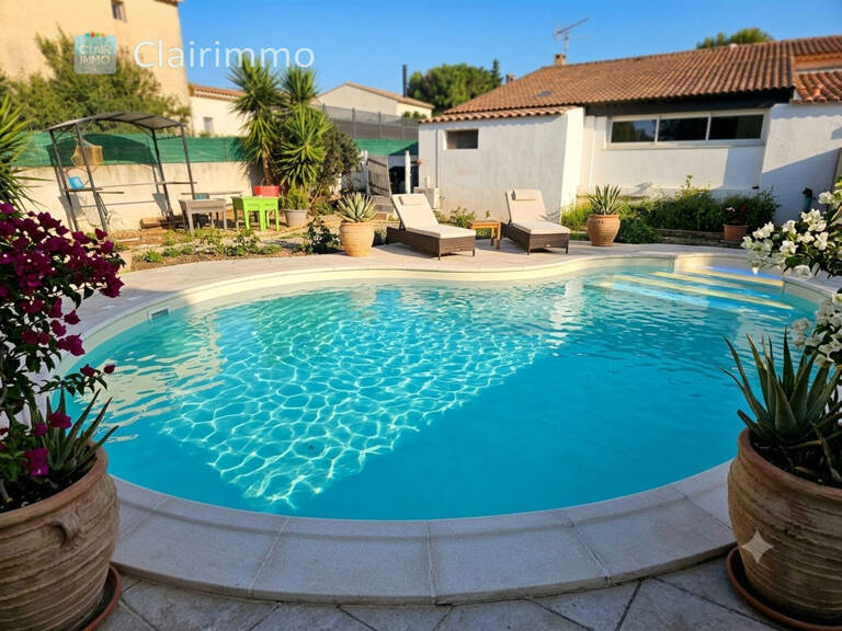 Maison de plain-pied avec piscine  Parcelle de 500 m² a Rognac — photo 1