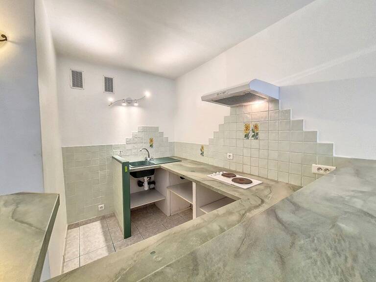F1 RUE EMMANUELLE ARENE — photo 1