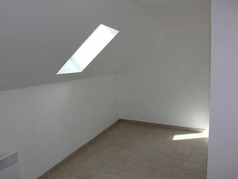 Appartement de 75m2 à louer sur Crouttes-sur-Marne — photo 1