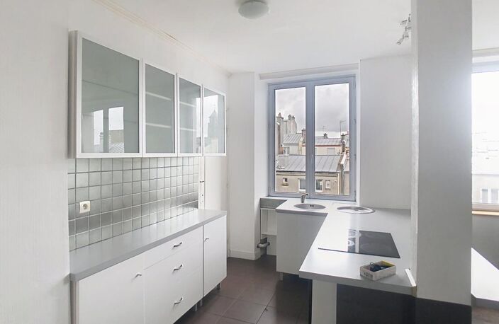 Appartement À Louer — photo 2