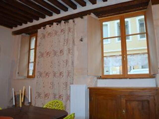 Appartement de 39m2 à louer sur Givry — photo du bien