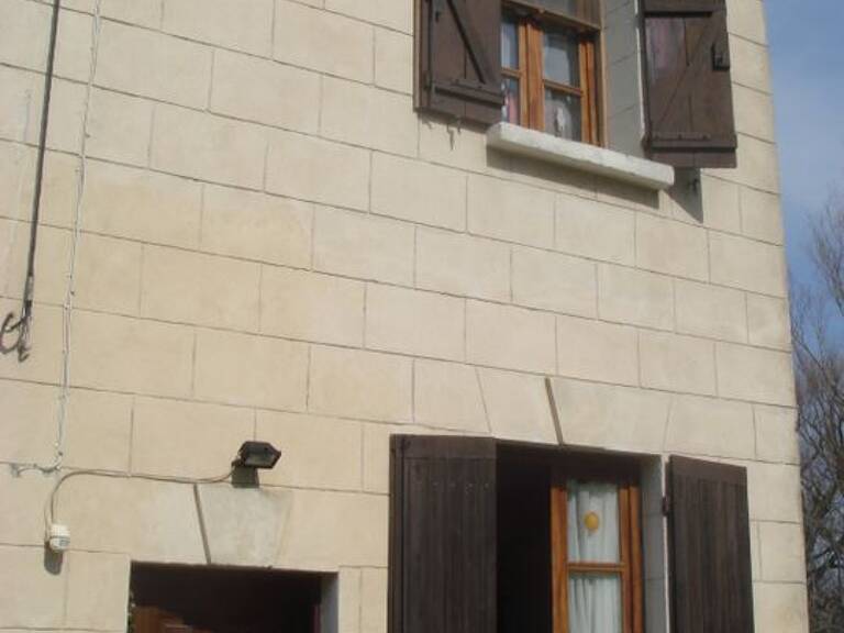 Maison de 82m2 à louer sur Arles — photo 1