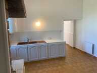 Maison de 82m2 à louer sur Arles — photo 3