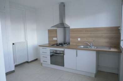 Appartement 4 pièces 815 €