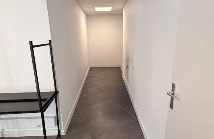 Bureau À Louer 65m² possibilité de co-working — photo 4