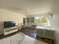 Appartement GRAND T1 MEUBLE de 39.41 m2  à 800 € CC - 67 Boulevard Eugène Réguillon 69100 VILLEURBANNE — photo 3