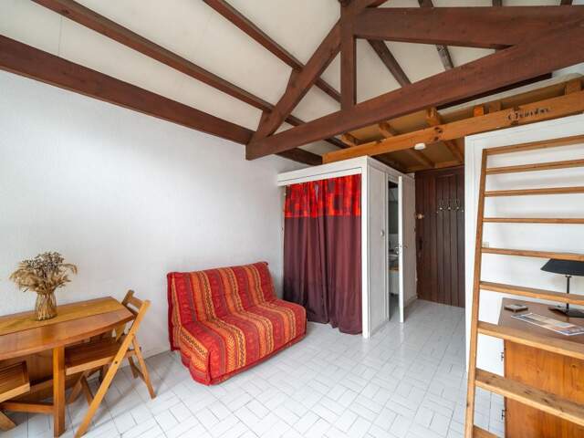 Appartement À Vendre — photo du bien