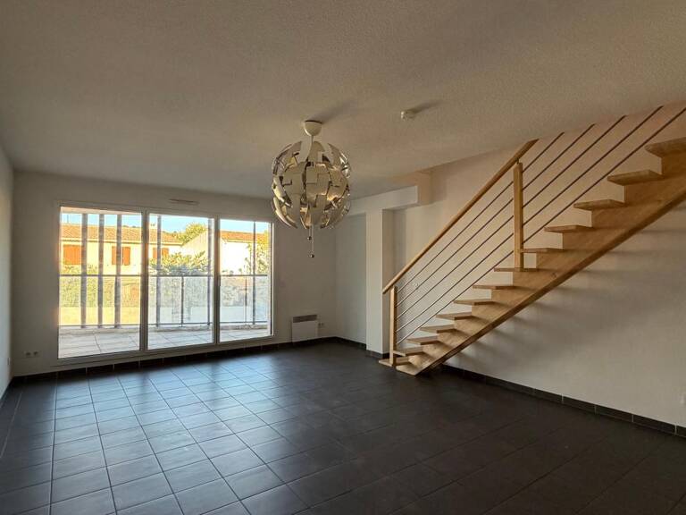 Appartement À Louer — photo 1