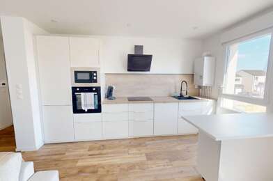 Appartement 3 pièces 1045 €