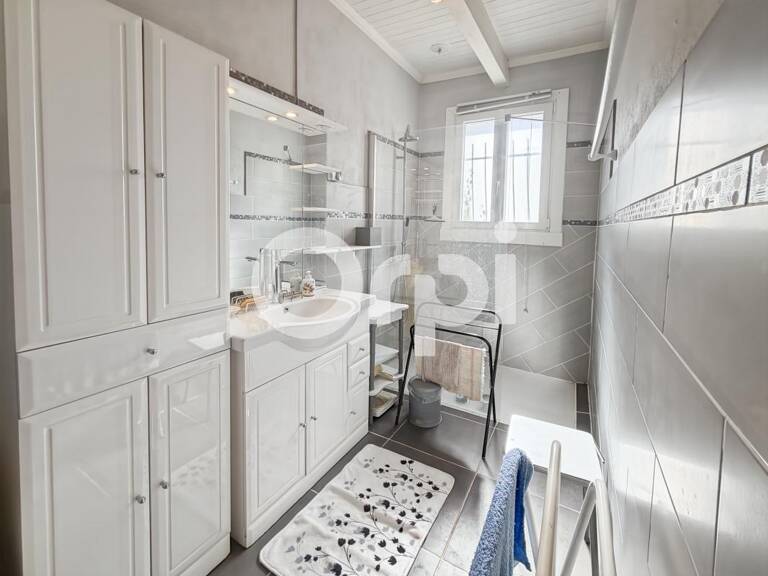Maison À Vendre — photo 1