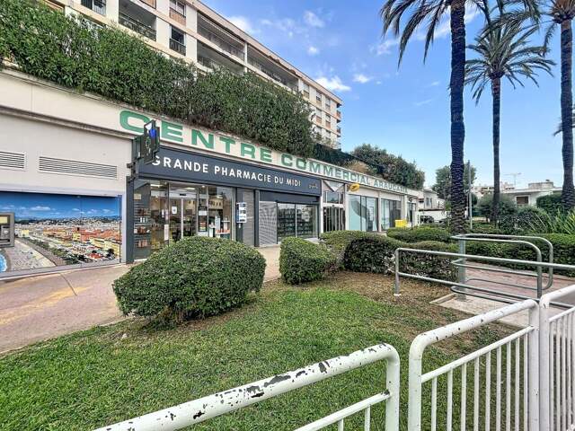 LOCAL COMMERCIAL - NICE OUEST — photo du bien