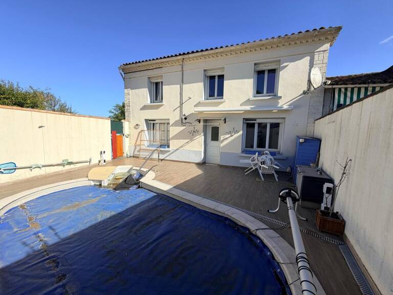 Maison À Vendre Centre bourg 162m2 5 chambres — photo 1