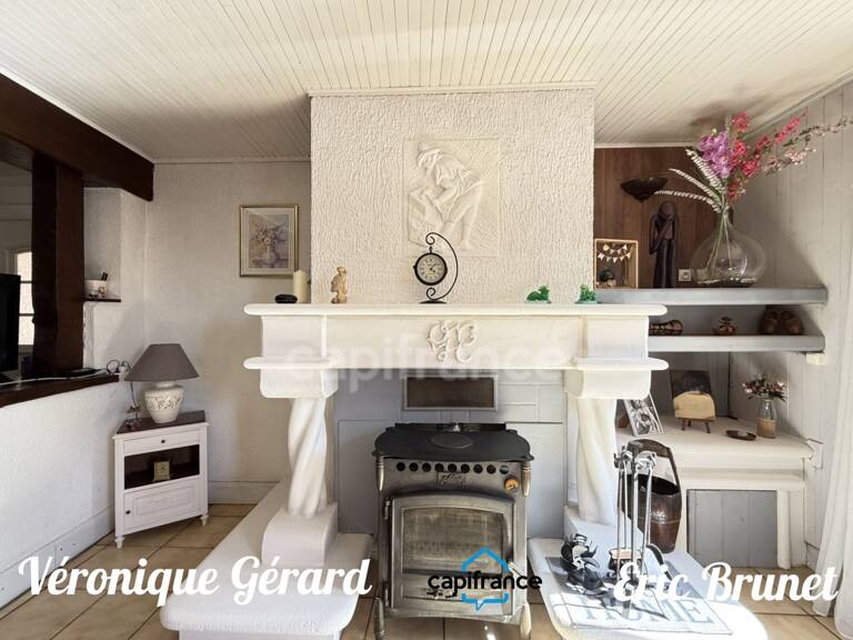 Maison de village en pierre de 126 M² plus un studio  de 37 M² pour une surface habitable totale d'environ 162 M² — photo 1