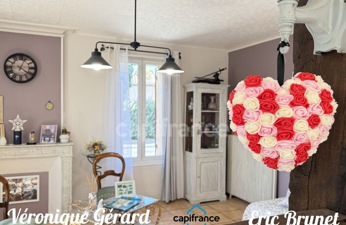 Maison de village en pierre de 126 M² plus un studio  de 37 M² pour une surface habitable totale d'environ 162 M² — photo 2