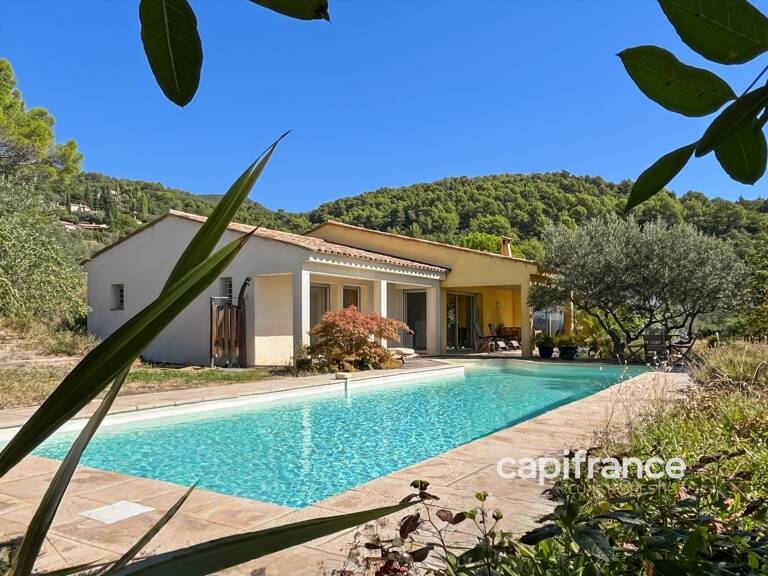 Villa contemporaine avec piscine à vendre SEILLANS (83) — photo 1