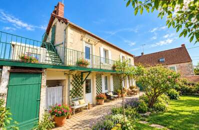 Deux maisons de caractère à vendre 15 pièces proche de MARSEILLES LES AUBIGNY (18) — photo du bien