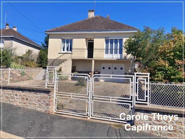 Dept Creuse (23), à vendre à Dun le Palestel maison de 5 pièces de 123 m2 - Garage et Terrain de 635 m2 — photo du bien