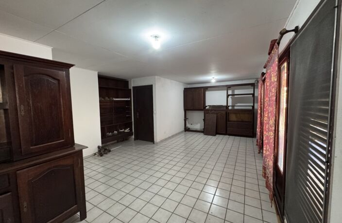 MAISON DE PLAIN-PIED *KOUROU, SECTEUR ÉCOLE DE MUSIQUE (973) — photo 3