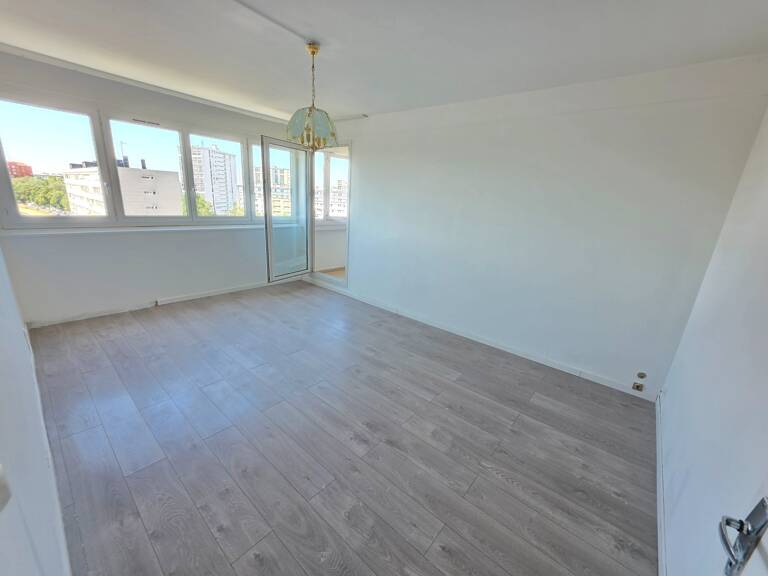 Appartement à vendre 57 pièces RIS ORANGIS (91) — photo 1