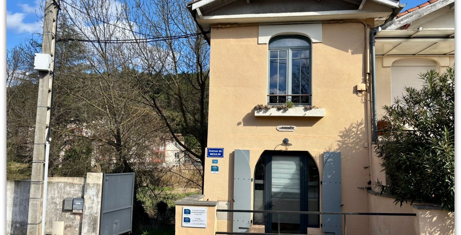 Immeuble rénové composé de 2 appartements meublés avec extérieurs – Lamalou-les-Bains (34240) — photo 1