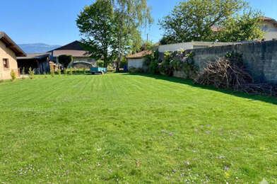 Terrain  240000 €