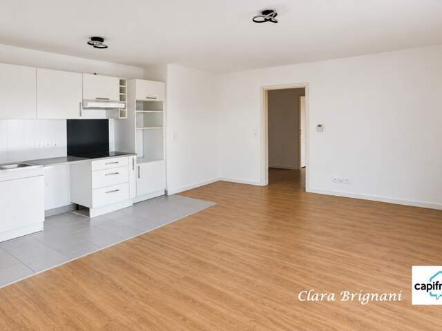 Appartement 4 pièces 78,54 m² avec balcon de 11 m², ascenseur   et 2 parkings – Arpajon (91) — photo du bien
