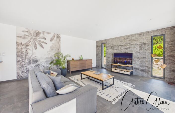 Maison contemporaine de  130 m² avec piscine et terrain 1300 m2 — photo 5
