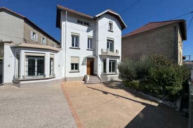 Maison 9 pièces 450000 €