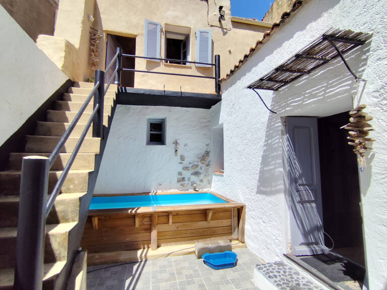 VILLE-DI-PARASO – MAISON DE VILLAGE 87 M² AVEC 2 APPARTEMENTS DE CHARME AVEC PISCINE ET TOIT-TERRASSE — photo 1
