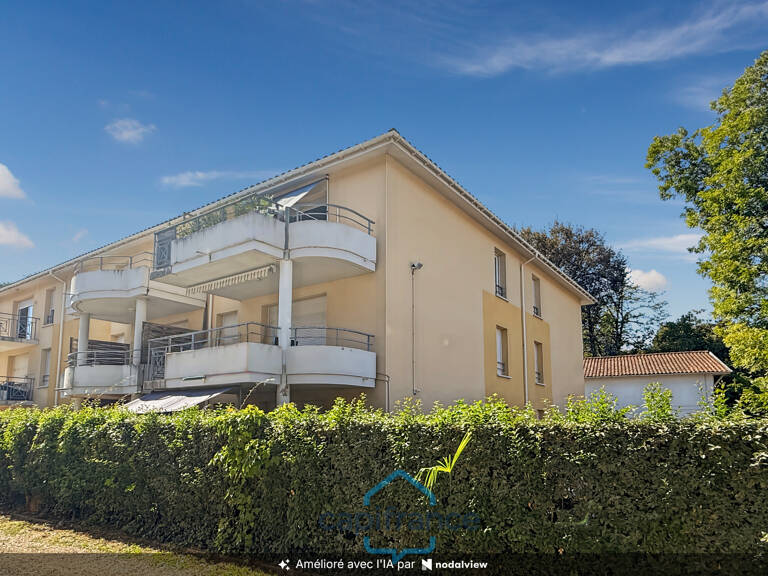 Dpt Landes (40), à vendre AIRE SUR L'ADOUR Appartement T2 de 47m² habitables + balcon de 10 m² et place de parking privative, au centre-ville et au calme — photo 1