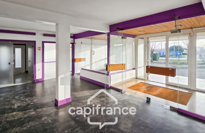 A vendre CHALON SUR SAONE, Local/bureau de 2009 m² sur terrain de 4971 m² — photo 3