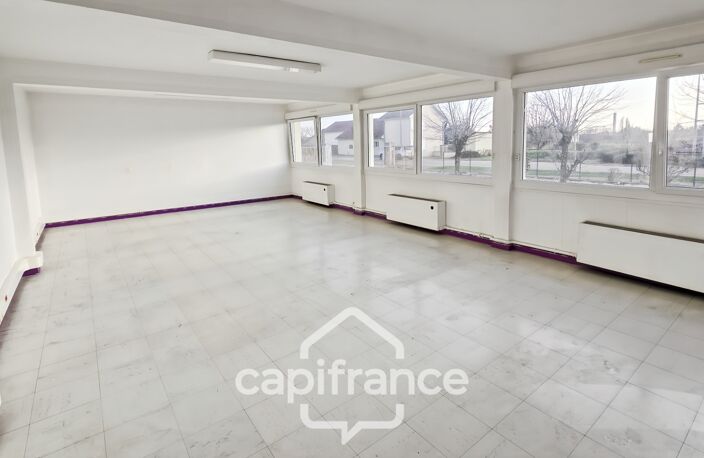 A vendre CHALON SUR SAONE, Local/bureau de 2009 m² sur terrain de 4971 m² — photo 4