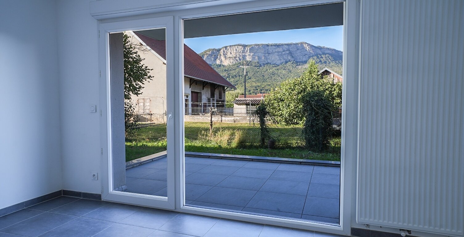 À vendre – T2 en rez-de-jardin avec terrasse et jardin à Saint-Pierre-en-Faucigny (74) — photo 1