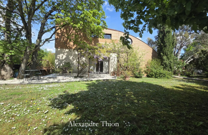 Maison à vendre 11 pièces CALUIRE ET CUIRE (69) — photo 2